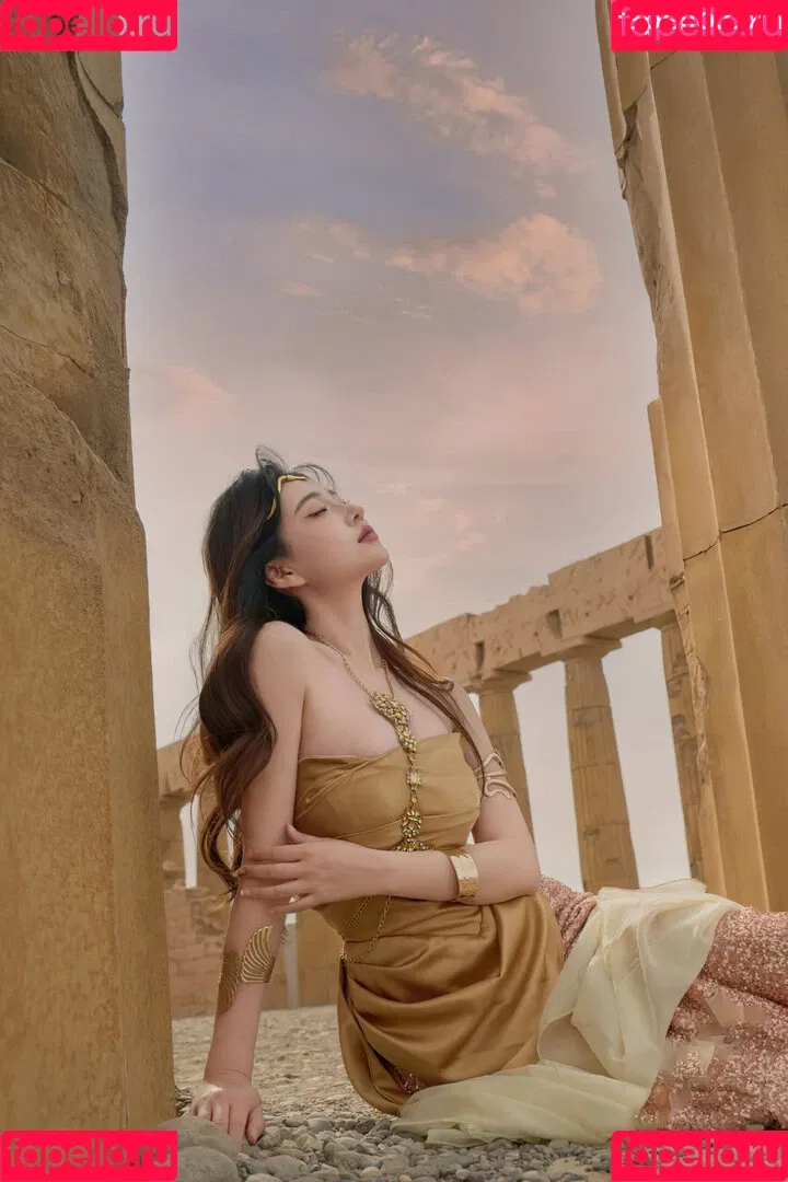 nianlin / nnian_ / nnian_011 Onlyfans Photo Gallery 