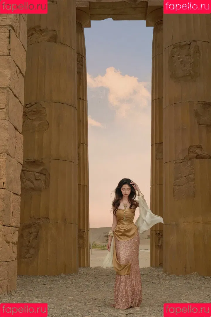 nianlin / nnian_ / nnian_011 Onlyfans Photo Gallery 