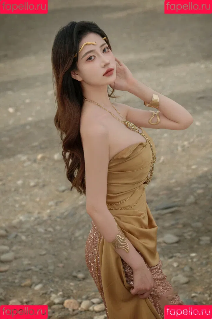 nianlin / nnian_ / nnian_011 Onlyfans Photo Gallery 