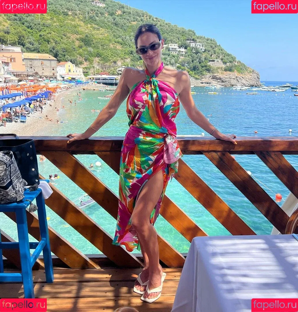 Katharine Foster / Katharine McPhee / katharinefoster Onlyfans Photo Gallery 