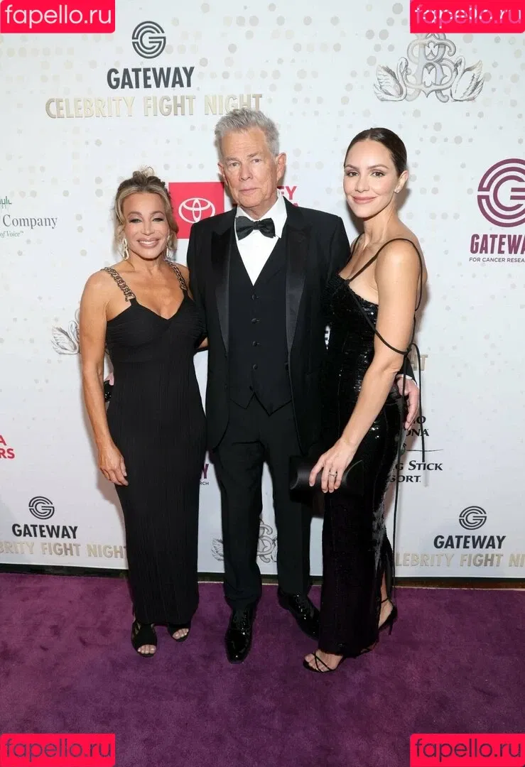 Katharine Foster / Katharine McPhee / katharinefoster Onlyfans Photo Gallery 