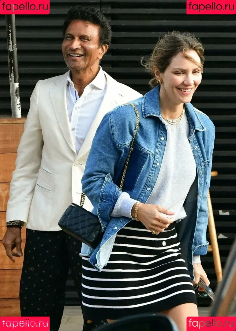 Katharine Foster / Katharine McPhee / katharinefoster Onlyfans Photo Gallery 