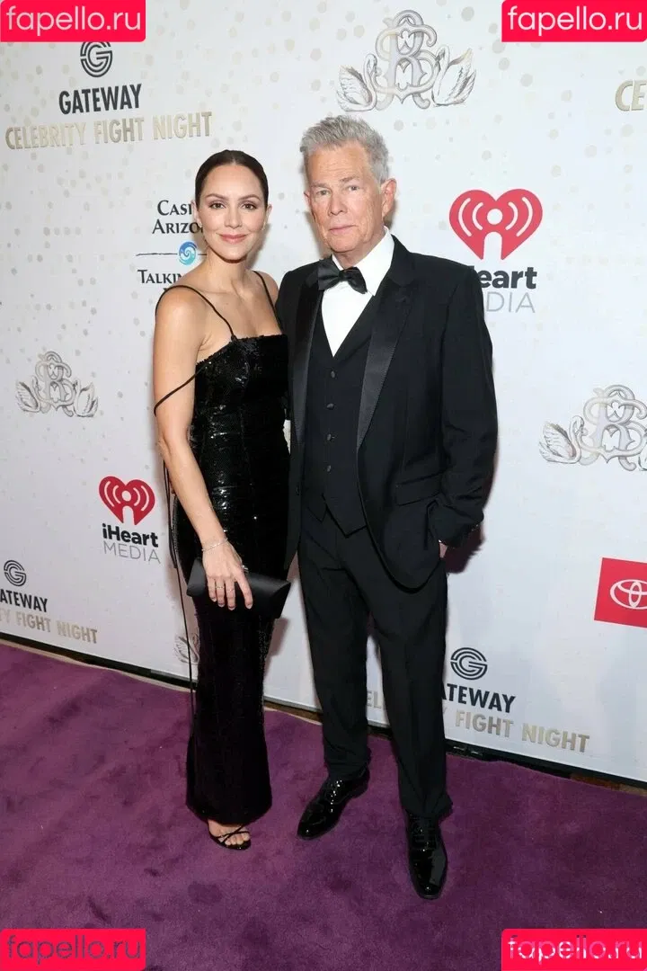 Katharine Foster / Katharine McPhee / katharinefoster Onlyfans Photo Gallery 