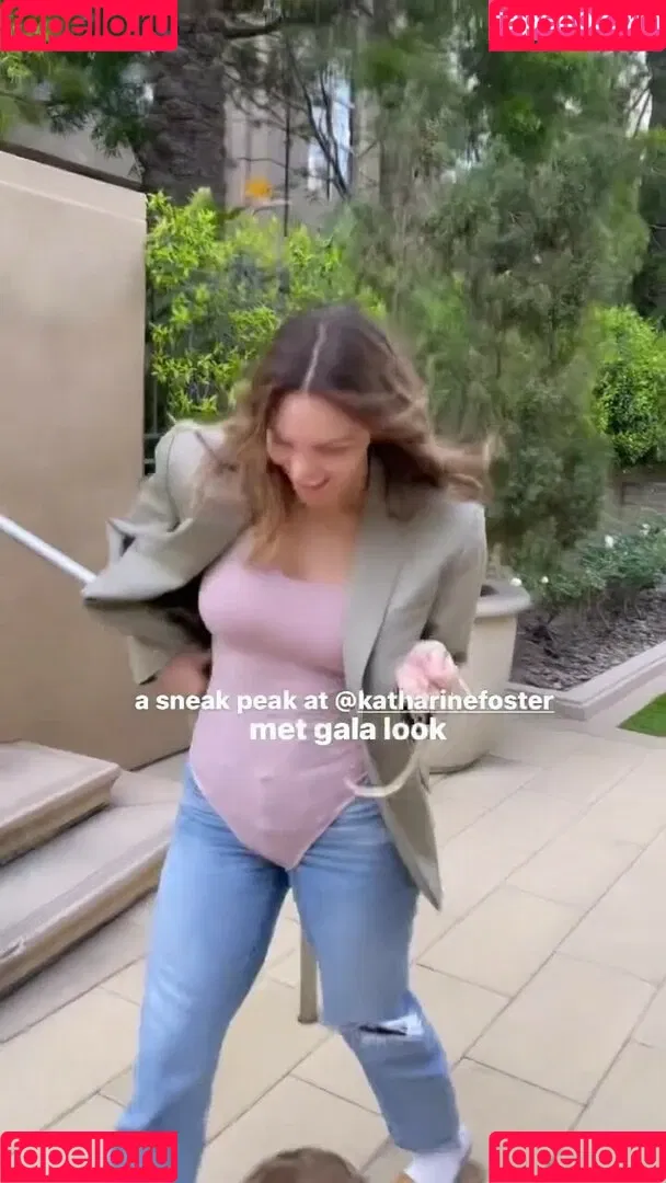 Katharine Foster / Katharine McPhee / katharinefoster Onlyfans Photo Gallery 