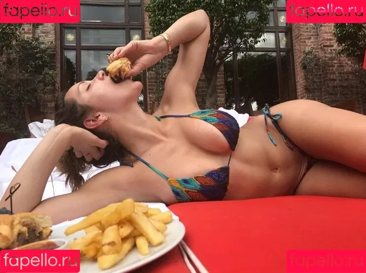 Katharine Foster / Katharine McPhee / katharinefoster Onlyfans Photo Gallery 