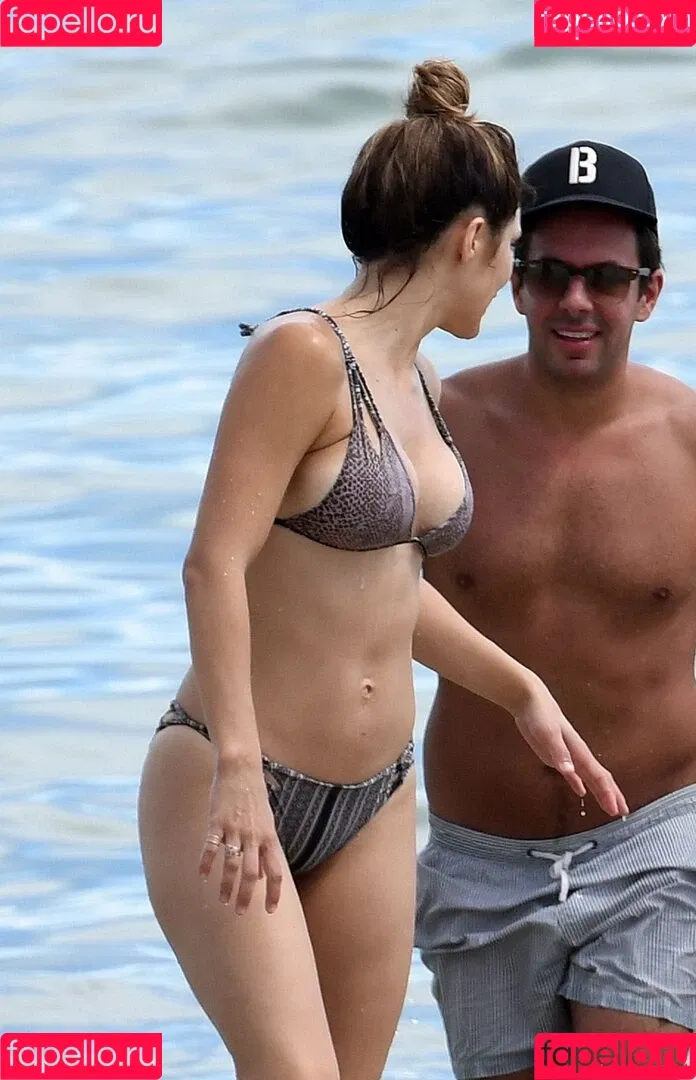 Katharine Foster / Katharine McPhee / katharinefoster Onlyfans Photo Gallery 