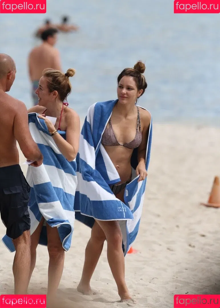 Katharine Foster / Katharine McPhee / katharinefoster Onlyfans Photo Gallery 