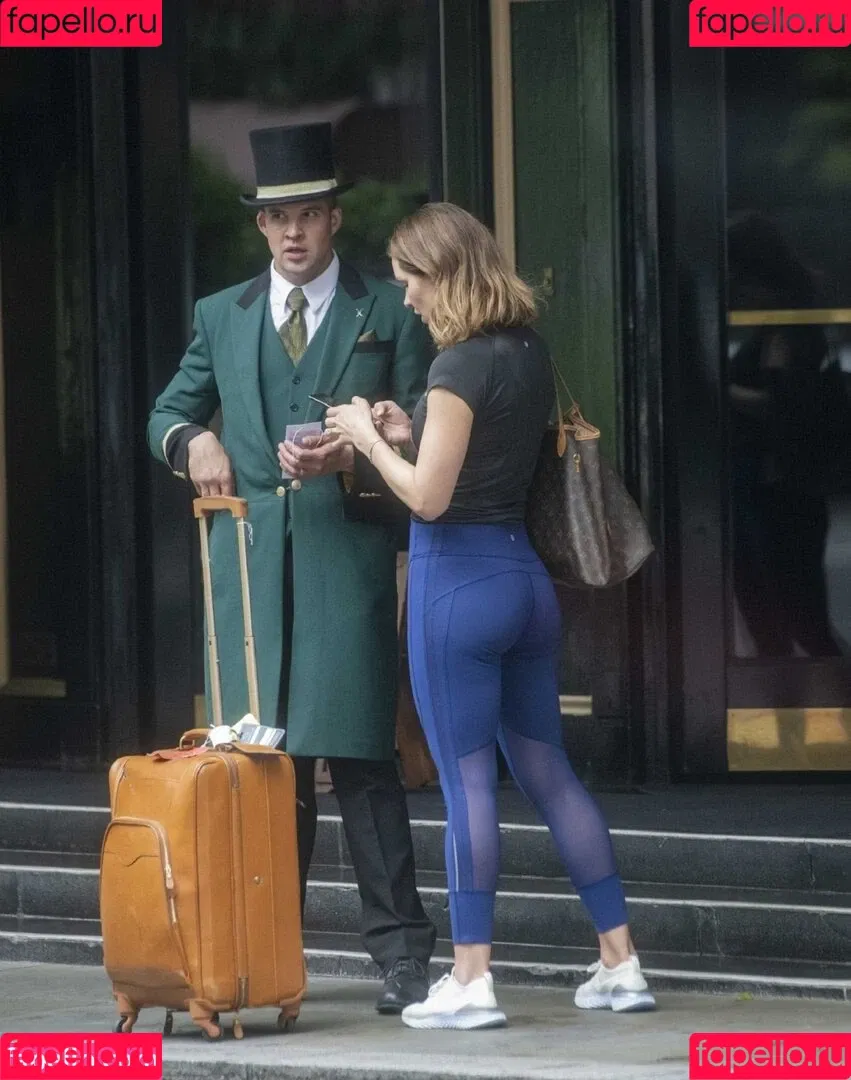 Katharine Foster / Katharine McPhee / katharinefoster Onlyfans Photo Gallery 