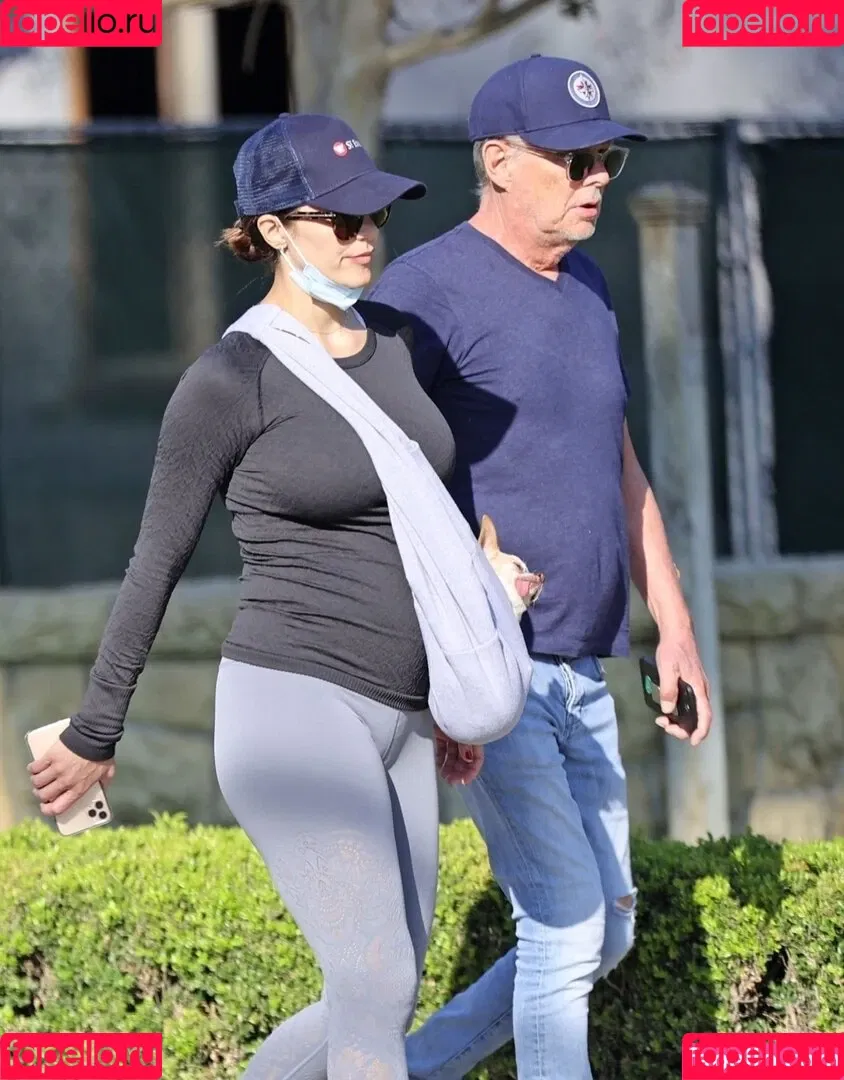 Katharine Foster / Katharine McPhee / katharinefoster Onlyfans Photo Gallery 