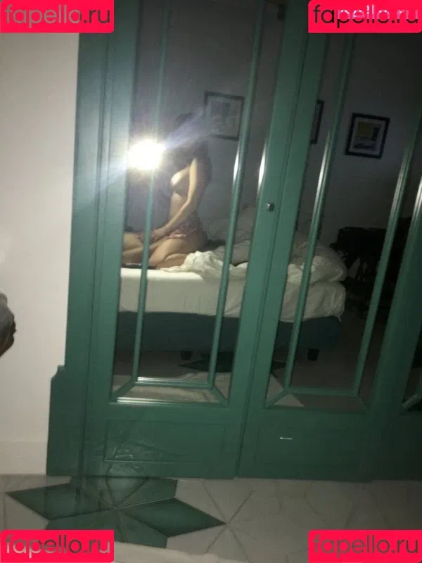 Katharine Foster / Katharine McPhee / katharinefoster Onlyfans Photo Gallery 