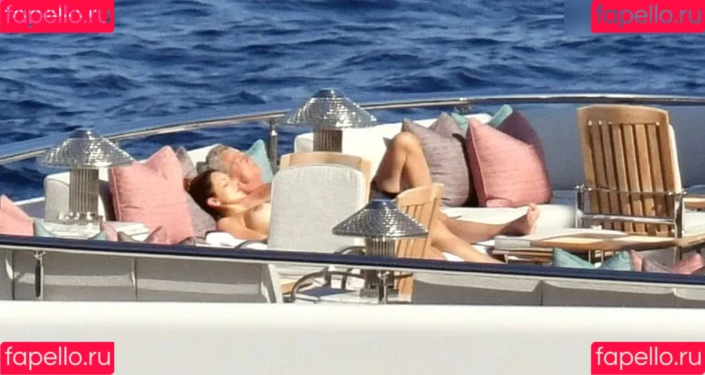 Katharine Foster / Katharine McPhee / katharinefoster Onlyfans Photo Gallery 