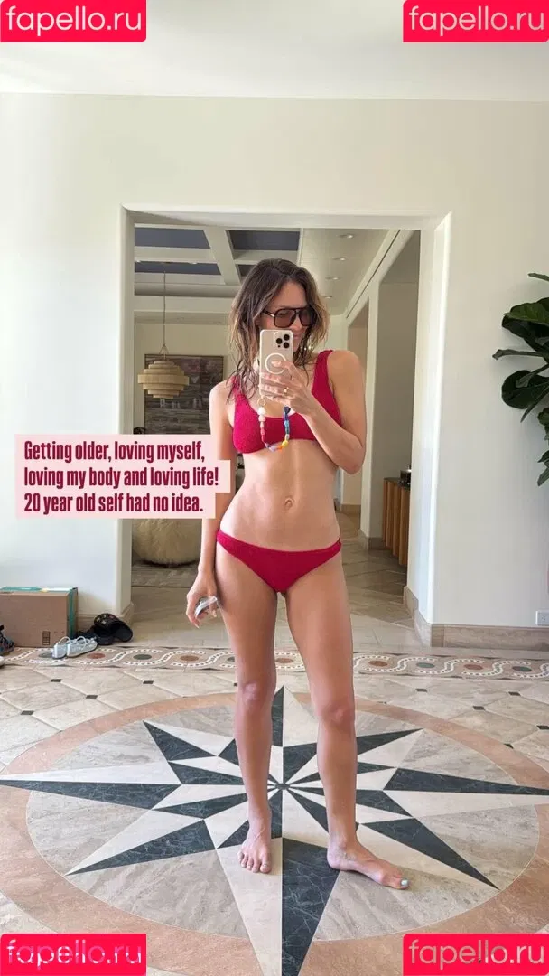 Katharine Foster / Katharine McPhee / katharinefoster Onlyfans Photo Gallery 