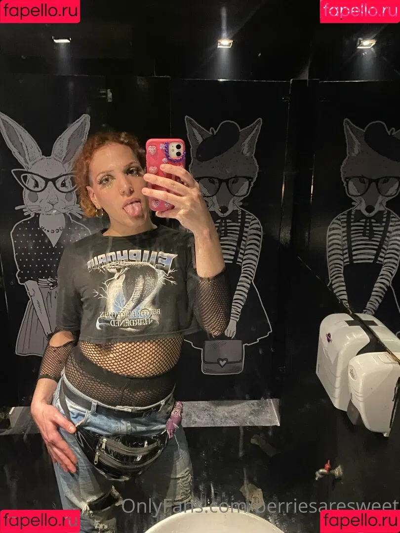 berriesaresweet / berriesweet Onlyfans Photo Gallery 