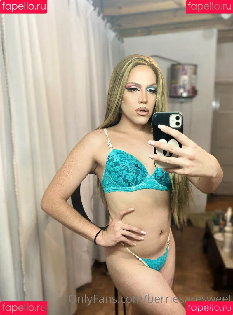 berriesaresweet / berriesweet Onlyfans Photo Gallery 