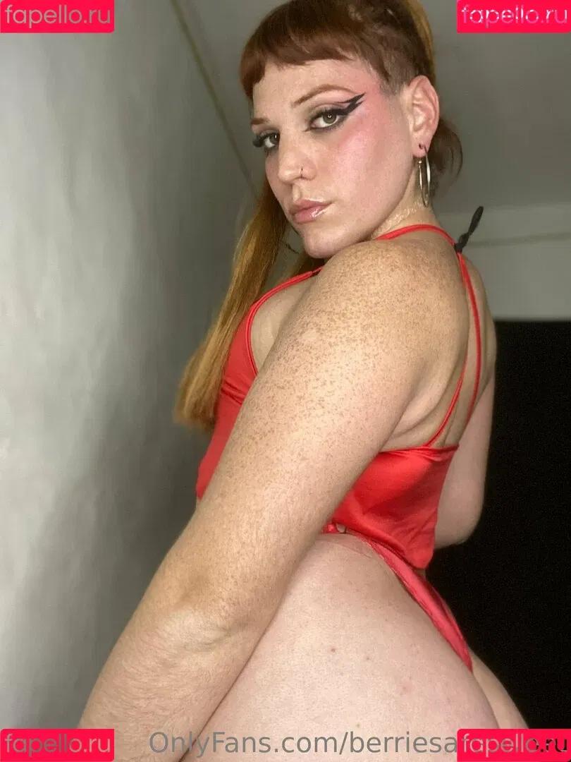 berriesaresweet / berriesweet Onlyfans Photo Gallery 