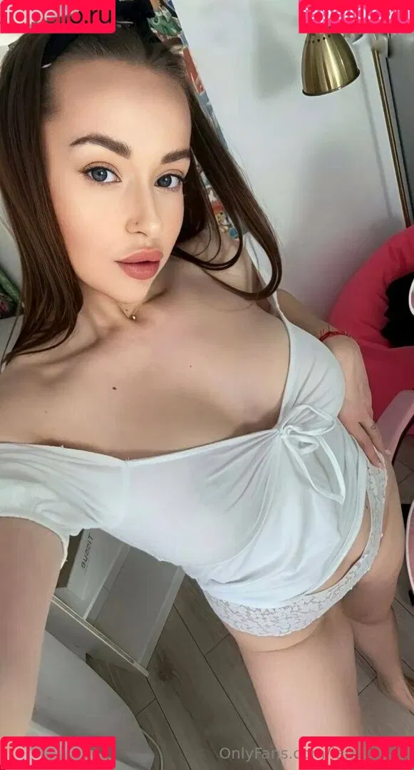 lanaaduty / lanabusty Onlyfans Photo Gallery 