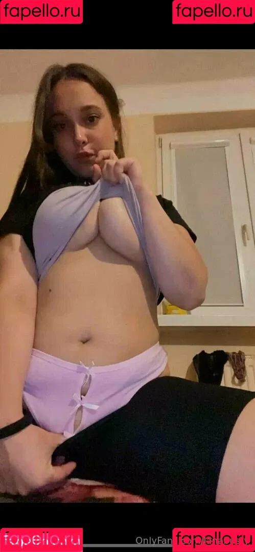 lanaaduty / lanabusty Onlyfans Photo Gallery 