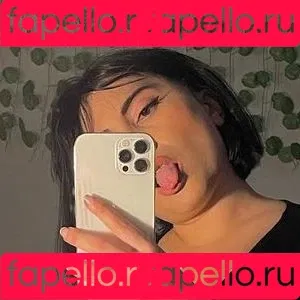 Dilan Dere / diddilala / dilanderea / onlydilandere Onlyfans Photo Gallery 