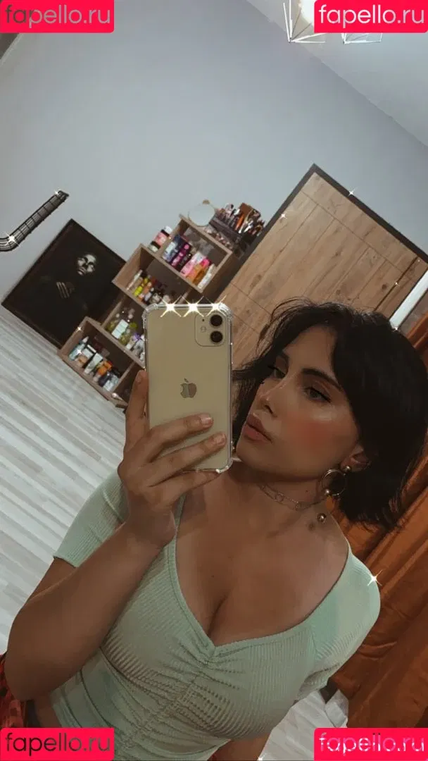 Dilan Dere / diddilala / dilanderea / onlydilandere Onlyfans Photo Gallery 