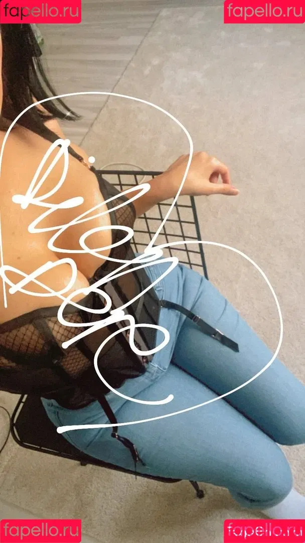 Dilan Dere / diddilala / dilanderea / onlydilandere Onlyfans Photo Gallery 