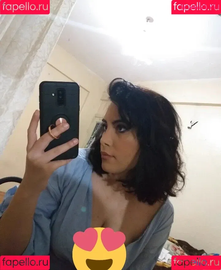 Dilan Dere / diddilala / dilanderea / onlydilandere Onlyfans Photo Gallery 