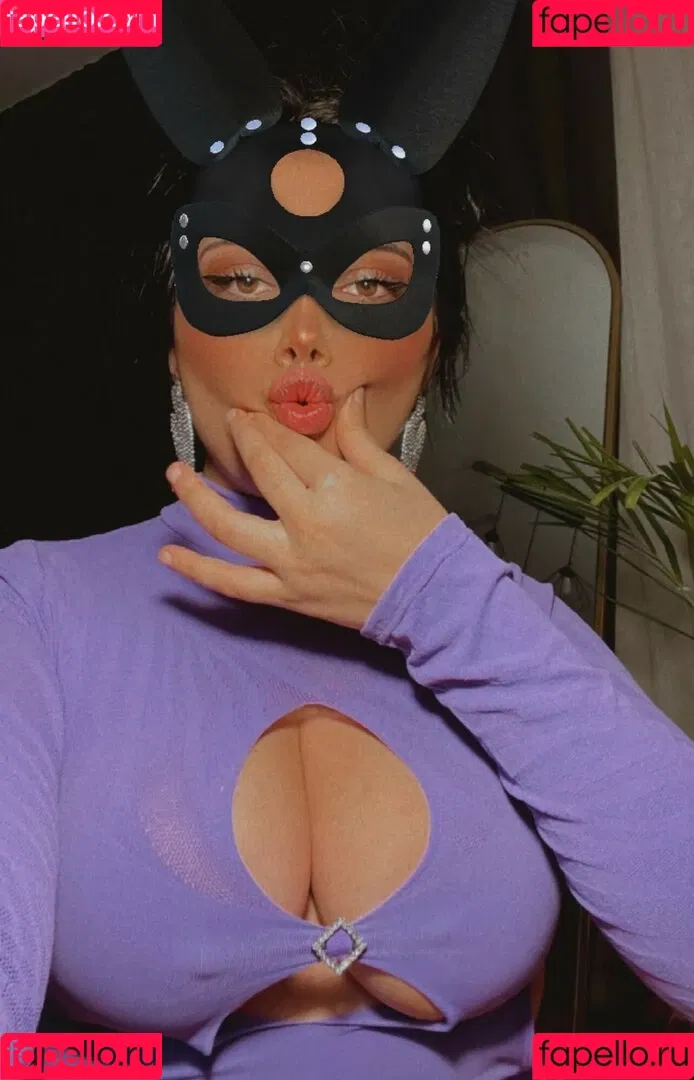 Dilan Dere / diddilala / dilanderea / onlydilandere Onlyfans Photo Gallery 