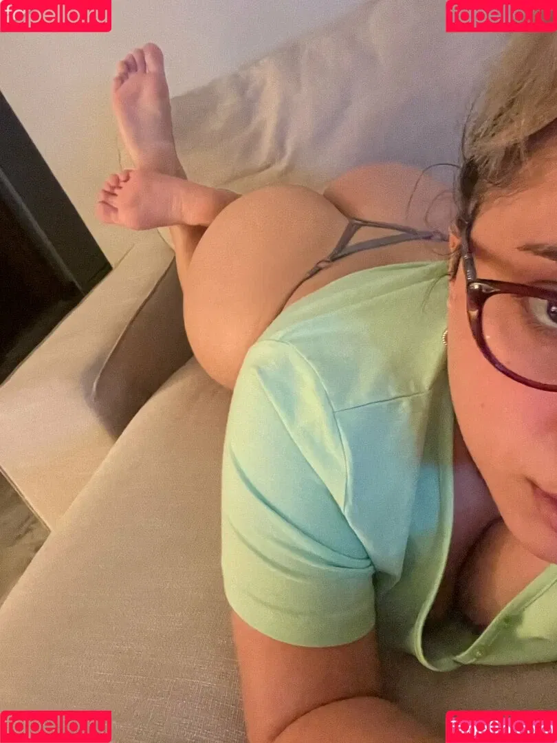 Dilan Dere / diddilala / dilanderea / onlydilandere Onlyfans Photo Gallery 