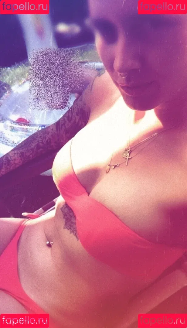 Pia Tillmann / piatillmann Onlyfans Photo Gallery 