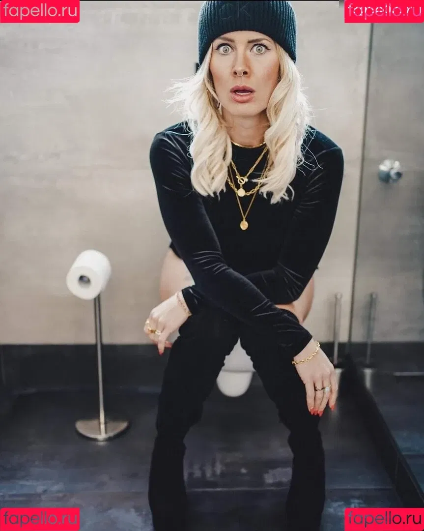 Pia Tillmann / piatillmann Onlyfans Photo Gallery 