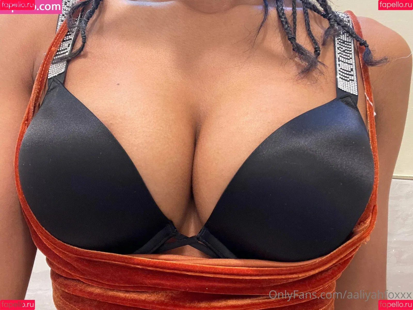 aaliyah.foxx / aaliyahfoxxx Onlyfans Photo Gallery 