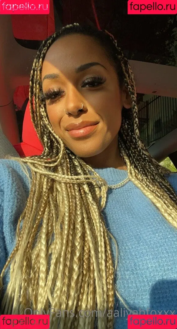 aaliyah.foxx / aaliyahfoxxx Onlyfans Photo Gallery 