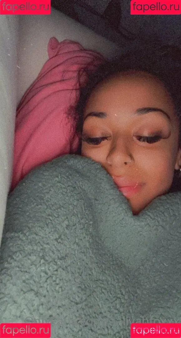 aaliyah.foxx / aaliyahfoxxx Onlyfans Photo Gallery 