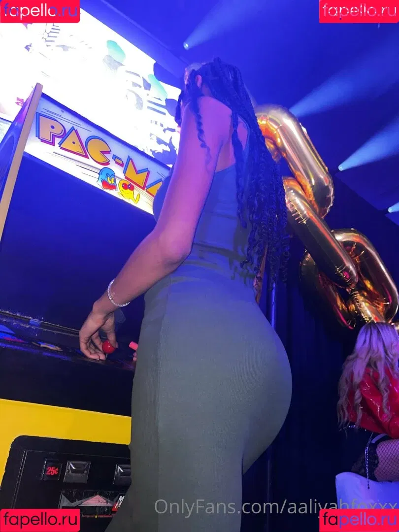 aaliyah.foxx / aaliyahfoxxx Onlyfans Photo Gallery 