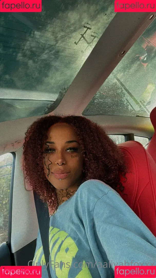aaliyah.foxx / aaliyahfoxxx Onlyfans Photo Gallery 