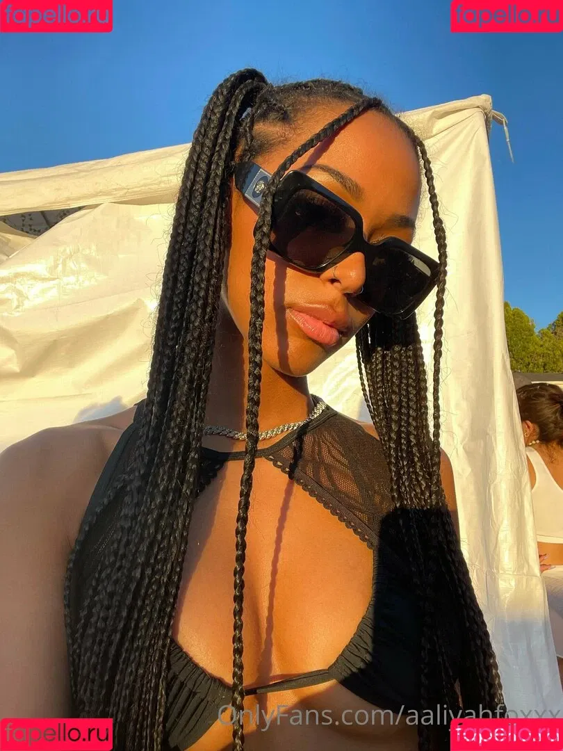 aaliyah.foxx / aaliyahfoxxx Onlyfans Photo Gallery 
