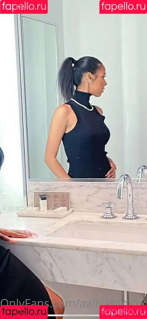 aaliyah.foxx / aaliyahfoxxx Onlyfans Photo Gallery 