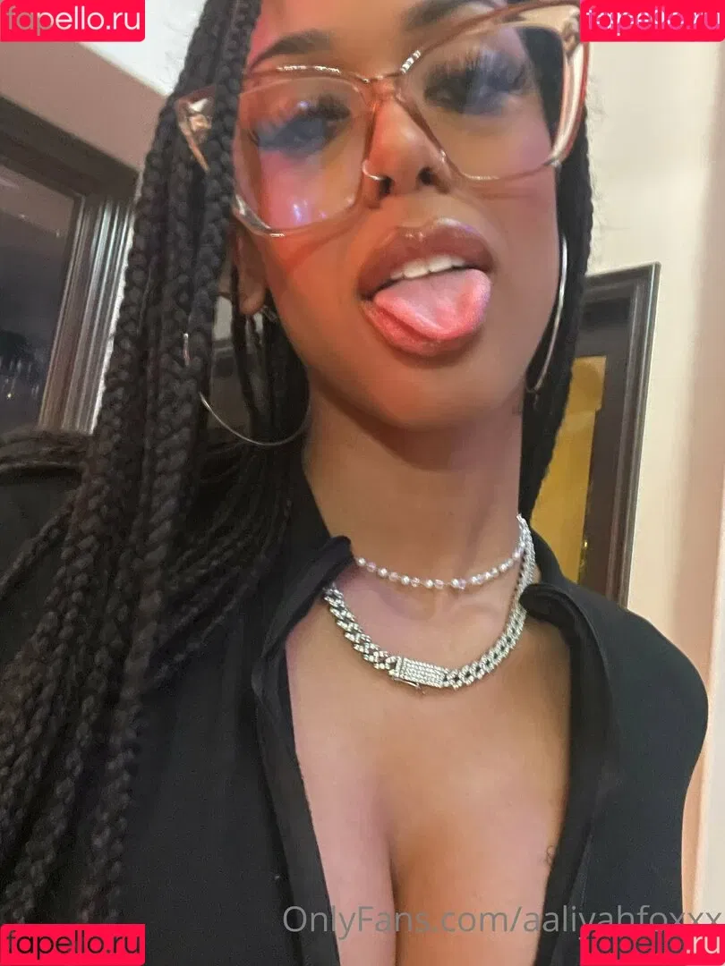 aaliyah.foxx / aaliyahfoxxx Onlyfans Photo Gallery 