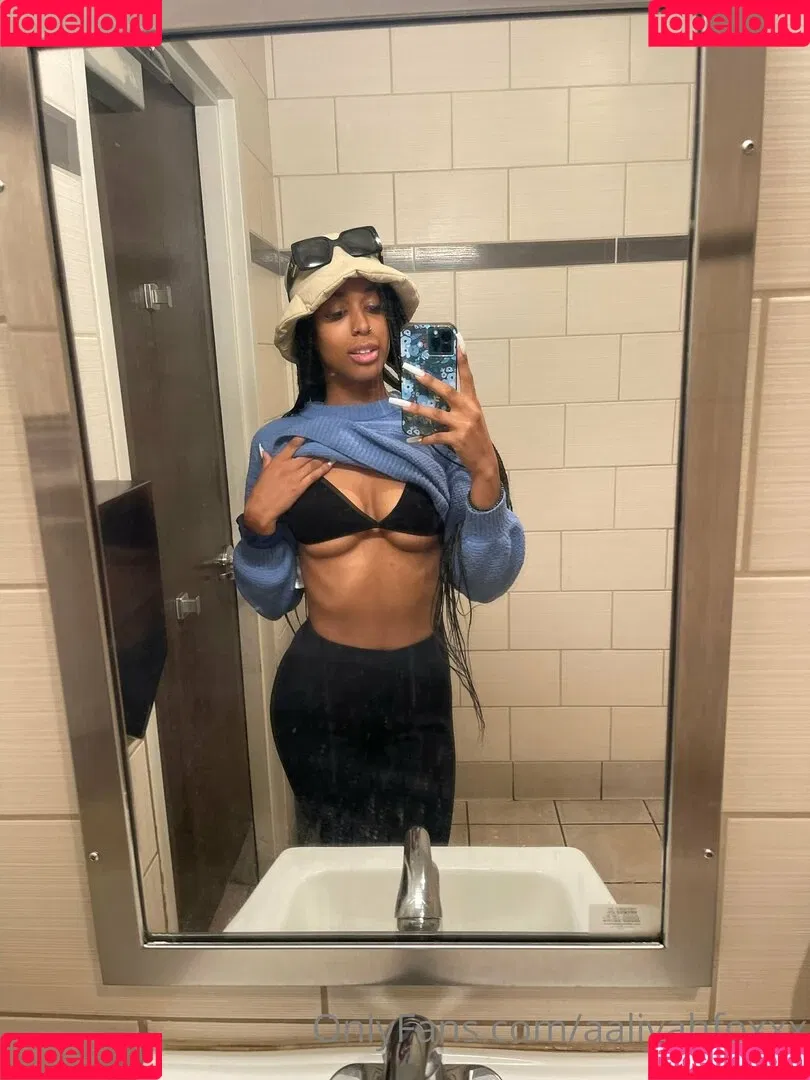 aaliyah.foxx / aaliyahfoxxx Onlyfans Photo Gallery 