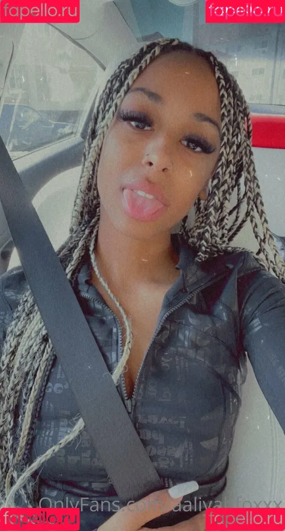 aaliyah.foxx / aaliyahfoxxx Onlyfans Photo Gallery 