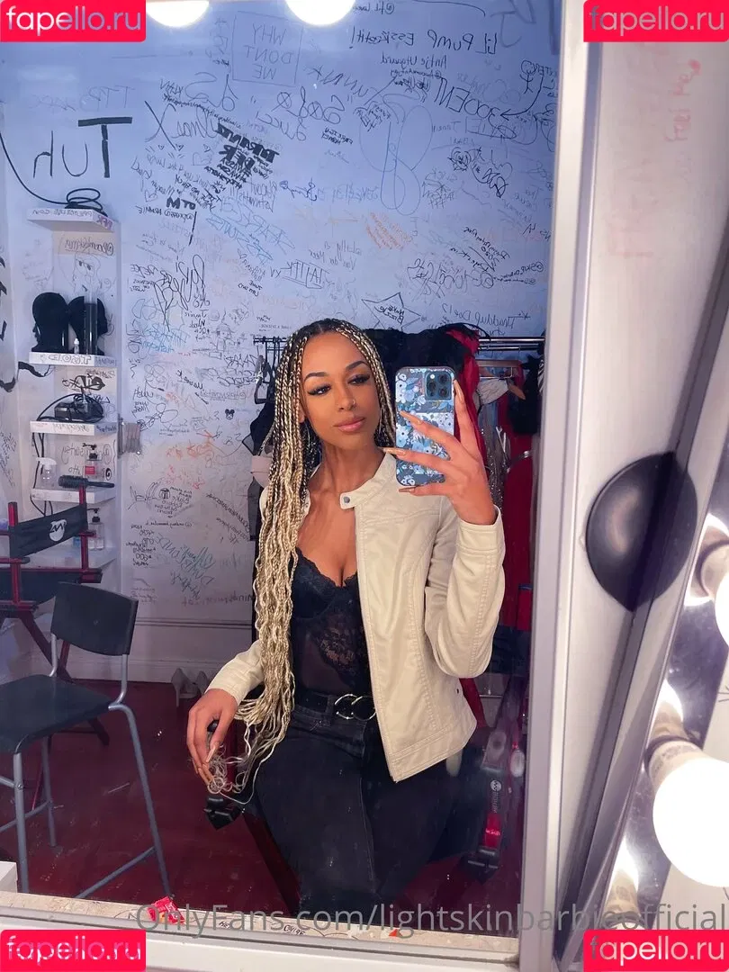 aaliyah.foxx / aaliyahfoxxx Onlyfans Photo Gallery 