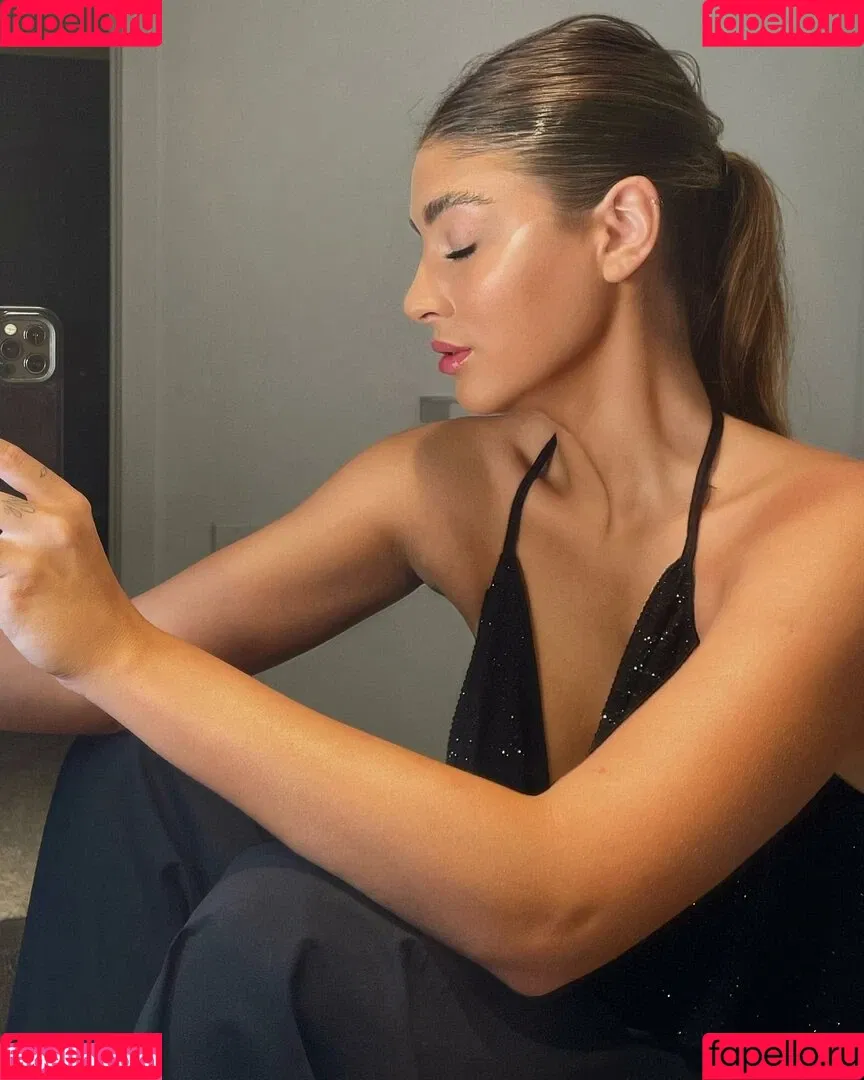 Morena Bradas / morenabradas / tumorenahotbb Onlyfans Photo Gallery 