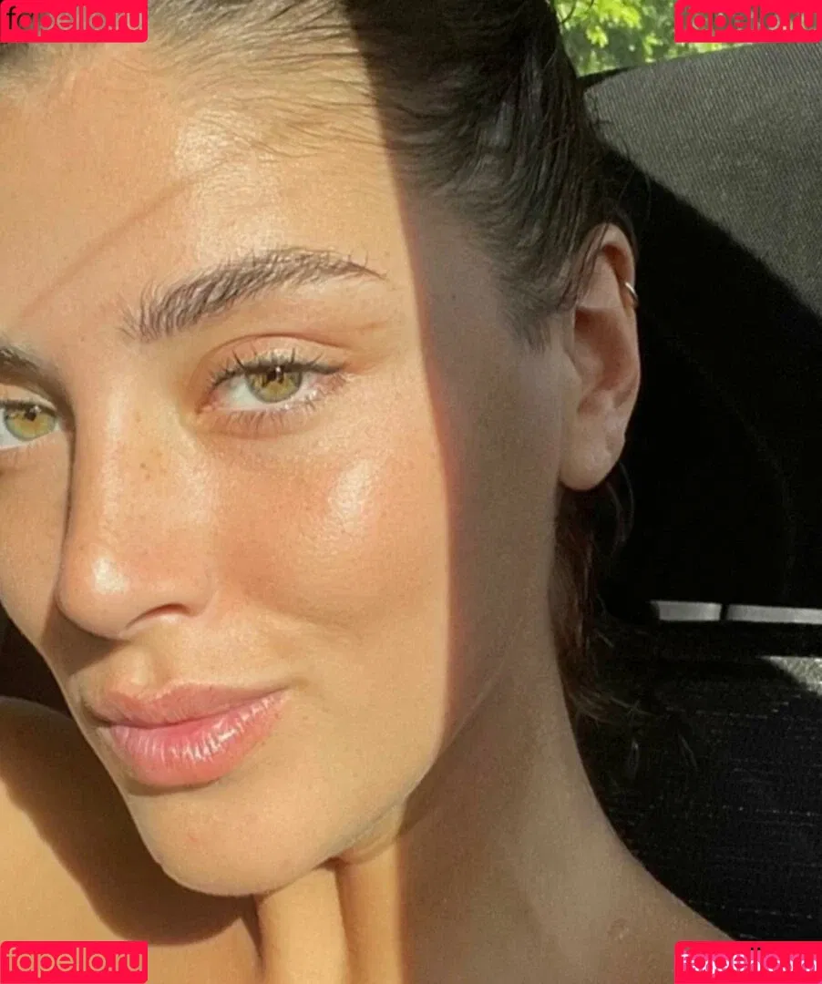 Morena Bradas / morenabradas / tumorenahotbb Onlyfans Photo Gallery 