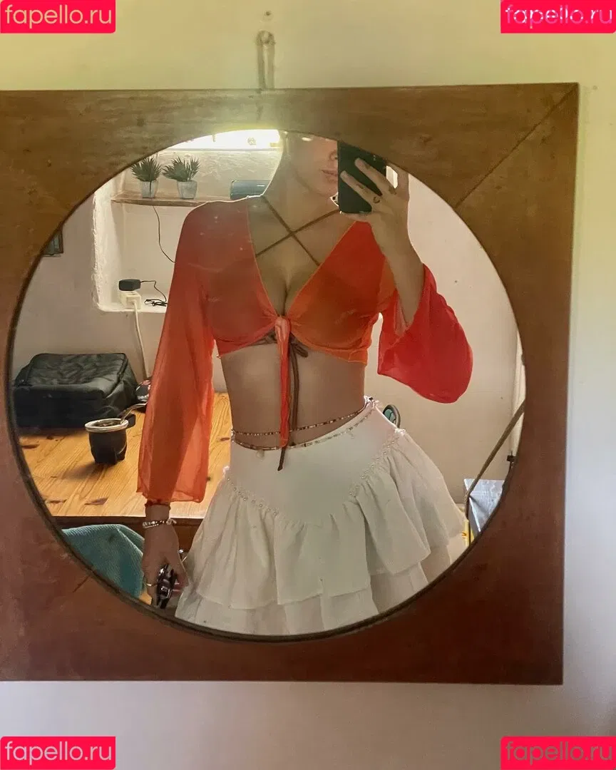 Morena Bradas / morenabradas / tumorenahotbb Onlyfans Photo Gallery 