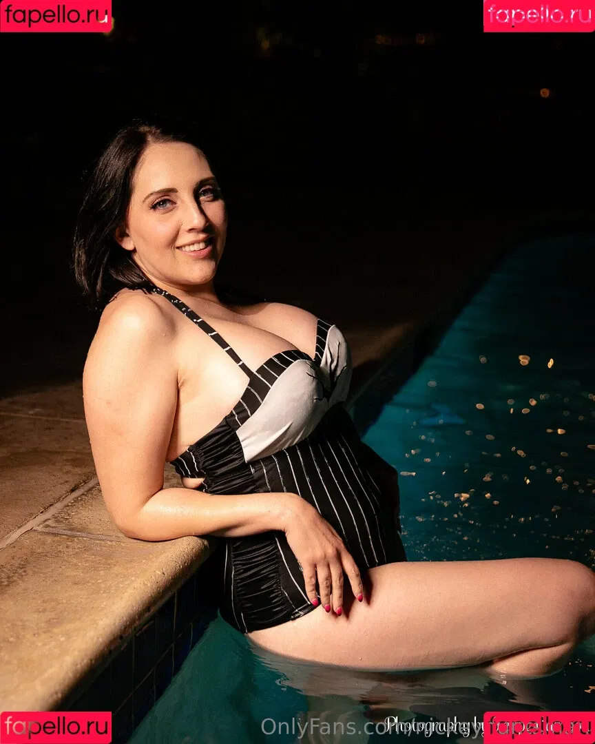 nickeyhuntsman Onlyfans Photo Gallery 