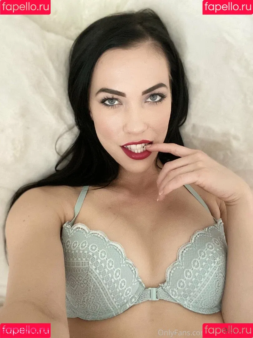 dianagracex / dianaxgrace Onlyfans Photo Gallery 