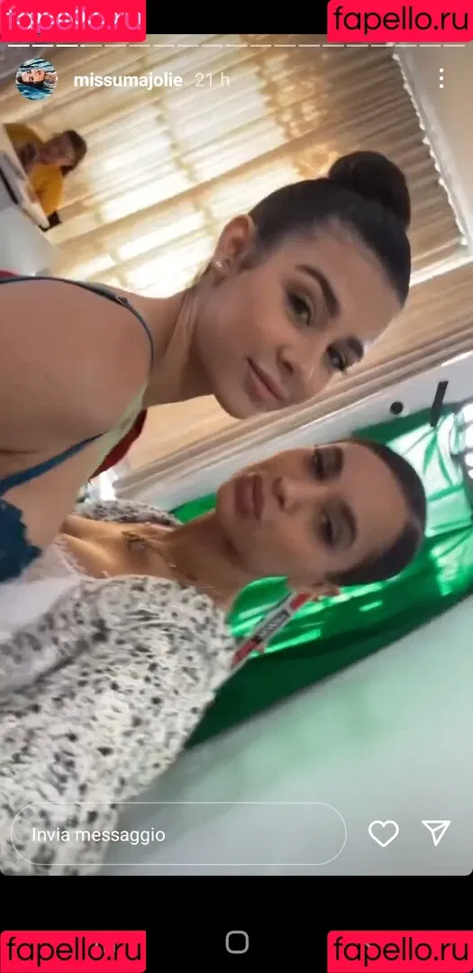 Uma Jolie / officialumajoliee / umajoliexxx Onlyfans Photo Gallery 