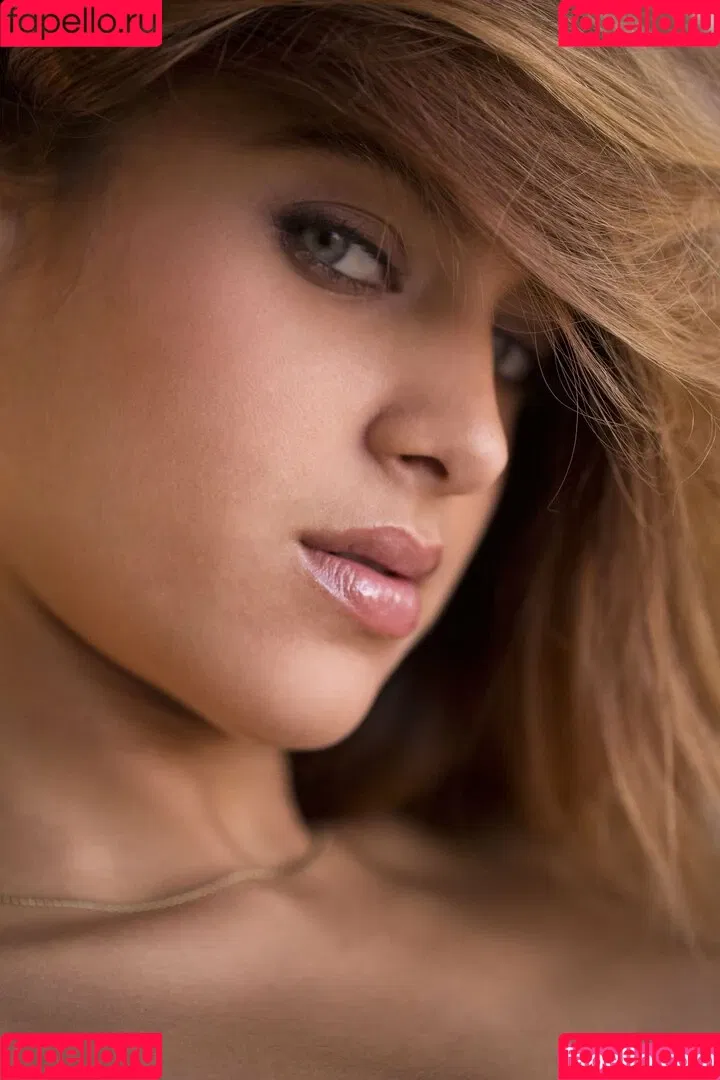 Uma Jolie / officialumajoliee / umajoliexxx Onlyfans Photo Gallery 