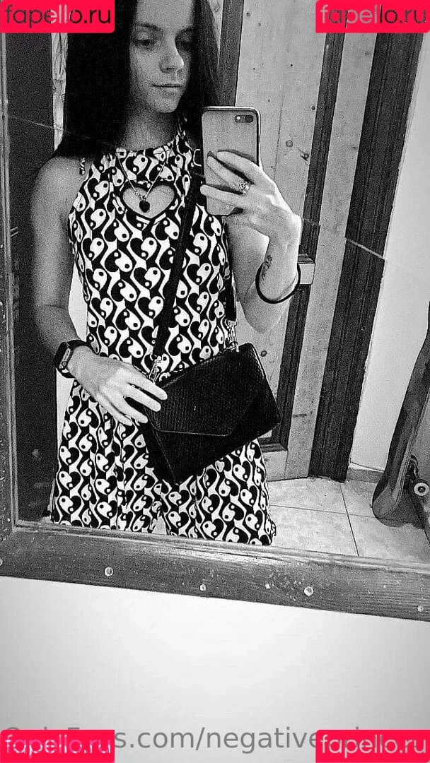 nega_tive_prin_cess / negativeprinces Onlyfans Photo Gallery 