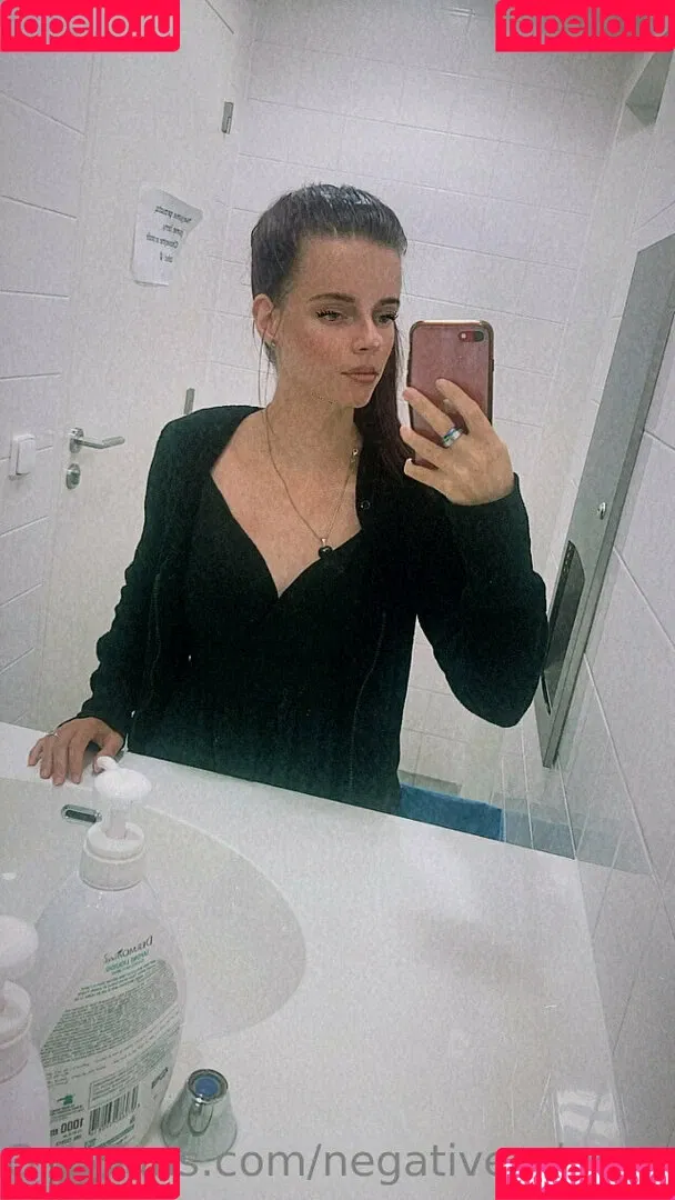 nega_tive_prin_cess / negativeprinces Onlyfans Photo Gallery 