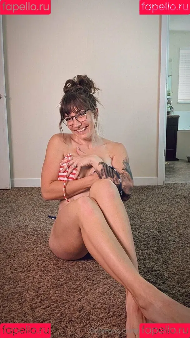 rae80085-free / rae_80085 Onlyfans Photo Gallery 